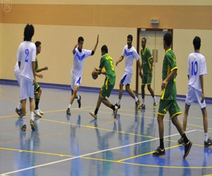   مصر اليوم - فوز فريق شباب الباحة لكرة اليد على نظيره العميد