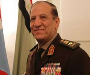   مصر اليوم - شباب القبائل العربيَّة يحذِّر من تشويه صورة الفريق عنان