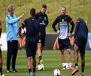 مصر اليوم - عدوى تتسبب في نقل معسكر المنتخب الإنكليزي