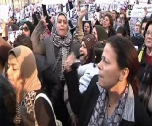   مصر اليوم - نساء مصر يعلنّ رفضهنّ للمادة 11 من الدستور