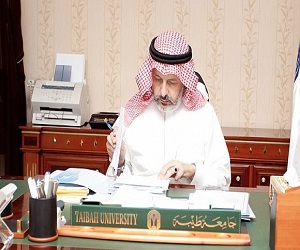   مصر اليوم - مدير جامعة طيبة يكرم خريجي دورة المكفوفين في السعودية