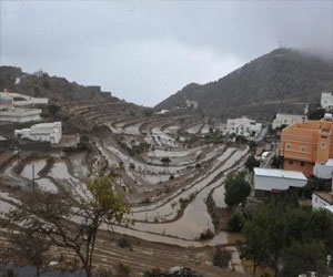   مصر اليوم - هطول أمطار على منطقة عسير