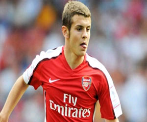 مصر اليوم - فينغر يطلب من هودغسون عدم إشراك ويلشير أمام ألمانيا