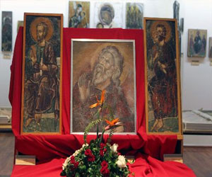   مصر اليوم - قبرص تستعيد ايقونات نهبت خلال الاجتياح التركي في العام 1974