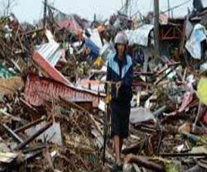   مصر اليوم - الأمم المتحدة تنقل عن حكومة الفليبين ان إعصار هايان خلف 4460 قتيلاً