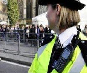   مصر اليوم - شرطية بريطانية عرضت تزويد التجار بالكوكايين