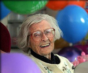   مصر اليوم - وفاة أكبر معمرة في بريطانيا عن عمر ناهز 113 عامًا