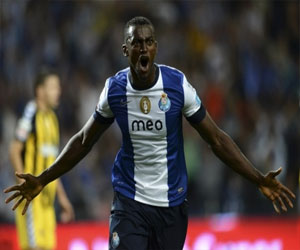   مصر اليوم - تشيلسي وليفربول وتوتنهام يتصارعون لضم مارتينيز نجم هجوم بورتو البرتغالي