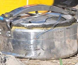   مصر اليوم - إبطال مفعول قنبلة تزن 20 كغ في بيشاور الباكستانية