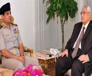   مصر اليوم - وزيرُ الدفاع الروسي يلتقي السيسي ومنصور في القاهرةِ