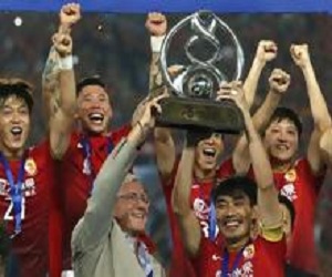   مصر اليوم - ترشيح تشينج قائد جوانجتشو الصيني لجائزة أفضل لاعب آسيوي