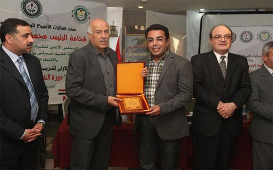   مصر اليوم - باسل عادل نائب وزير الرياضة المصري يشدد على ضرورة التعاون المكثف لتطوير الرياضة الفلسطينية