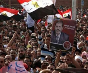 مصر اليوم - مقّتل شخص وإصابة اثنين خلال تظاهرات الجمعة