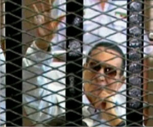   مصر اليوم - الجنايات تستكمل السبت إعادة محاكمة مبارك وتستمع لشهادة نظيف والسفيرة وفاء نسيم