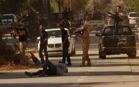   مصر اليوم - مقتلُ 32 ليبيًا وجرح 391 خلال تظاهراتِ ضد مجموعةٍ مسلحةٍ في طرابلس