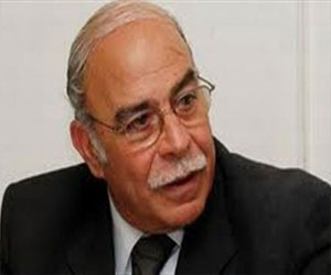 مصر اليوم - درويش يفوز برئاسة لجنة أندية الدوري بعد مقاطعة الأهلي