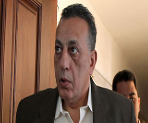   مصر اليوم - ضبط 3 بنادق خرطوش وطلقات بحوزة عامل في العمرانية