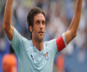   مصر اليوم - محامي ماوري يأمل في عودة اللاعب إلى صفوف لاتسيو