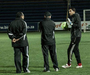   مصر اليوم - إكرامي ينفي الرحيل عن الأهلي وعرض ليرس البلجيكي مجرد كلام