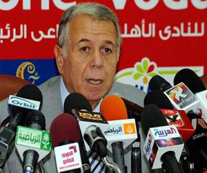   مصر اليوم - حسن حمدي يكشف سر انسحابه من لجنة البث في مؤتمر صحافي