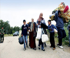 مصر اليوم - موجة نزوح لأكثر من 1200 عائلة سورية إلى لبنان دفعة واحدة