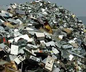   مصر اليوم - وزيرة البيئة تفتتح الأثنين مع وزير الإتصالات مصنع تدوير المخلفات الإلكترونية