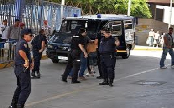   مصر اليوم - الشُرطة الإسبانيّة تُحبط تسلل200 مهاجرٍ غيّر شرعي من المغربِ والجزائرِ