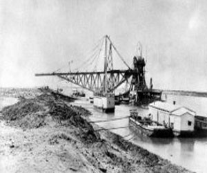   مصر اليوم - وضع حجر اساس لمتحف قناة السويس بمناسبة مرور 144 عامًا على افتتاحها