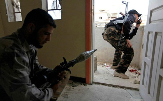   مصر اليوم - الجيش الحرّ يسقط 8 طائرات لقوات الحكومة خلال 48 ساعة الماضية