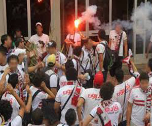   مصر اليوم - الجيش يطلق أعيرة نارية لتفريق جماهير الوايت نايتس أمام محكمة إمبابة