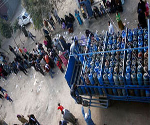   مصر اليوم - ضبط شخصين بحوزتهما 70أسطوانة بوتاجاز قبل بيعها بالسوق السوداء في دمياط