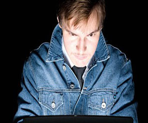 مصر اليوم - مجلة ألمانية قراصنة الانترنت يرصدون عمليات البحث الشائعة لإيقاع ضحايا