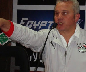   مصر اليوم - شوقى غريب ينفي ضم الاسماعيلي للاعبين جدد في الفترة الحالية