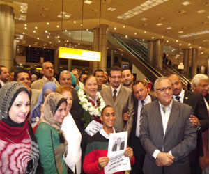   مصر اليوم - استقبال حاشد للدكتور صديق عفيفي بعد رحلة علاجية في ألمانيا