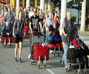   مصر اليوم - مطار الغردقة الدّولي يستقبل 7 آلاف سائح