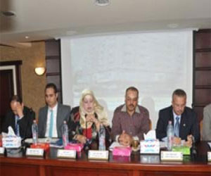   مصر اليوم - وفدٌ من القوى العاملة يلتقي الغرف التجاريَّة في سوهاج