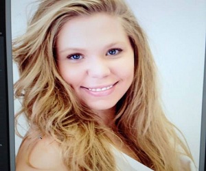 مصر اليوم - الممثلة الأميركية الشابة كايلين لاوري ترزق بصبي