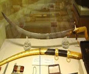   مصر اليوم - بيع سيف شاهد على تأسيس المملكة السعودية بمليون يورو في فرنسا