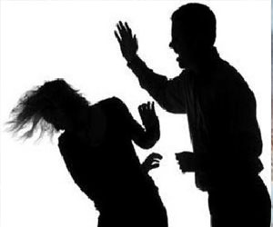   مصر اليوم - عروض مسرحية للمركز الوطني لحقوق الانسان للتوعية بالعنف ضد المرأة