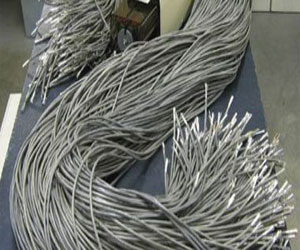   مصر اليوم - القبض على تشكيل عصابي مسلح لسرقة الكابلات التليفونية في طوخ