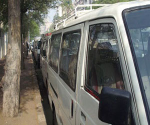   مصر اليوم - ضبط عاطلين أثناء سرقتهما سيارة ميكروباص من قائدها بالإكراه بالخليفة