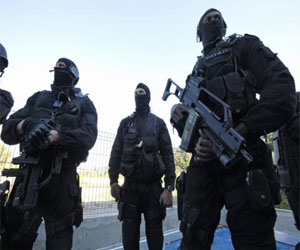   مصر اليوم - الأمن الفرنسي يواصل البحث عن مرتكب أحداث إطلاق النار في باريس