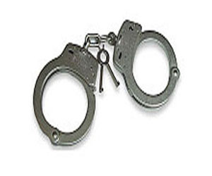   مصر اليوم - أمن الموانئ بالسويس يضبط تشكيلا عصابيا قبل سرقته سفن بضائع