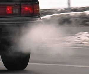   مصر اليوم - عوادم السيارات اهم مصادر تلوث الهواء