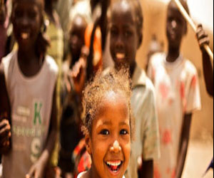   مصر اليوم - جماعات حقوق الطفل تطالب بحملة ضد إجراءات تبنى الأطفال في أفريقيا