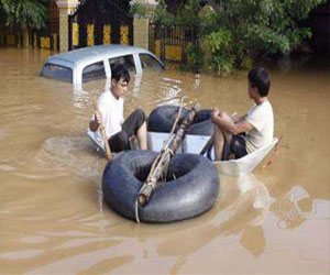   مصر اليوم - ارتفاع حصيلة ضحايا الفيضانات في وسط فيتنام إلى 41 قتيلاً