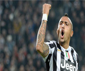   مصر اليوم - برشلونة يخطط لضم فيدال أو راميريز