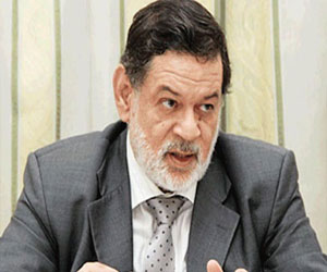   مصر اليوم - الخرباوي المنشق يؤكد وجود مخطط للجماعة لإحداث فوضى