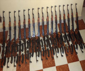   مصر اليوم - الأمن العام يضبط 440 قطعة سلاح و10 تشكيلات عصابية و5 بؤر إجرامية في 24 ساعة