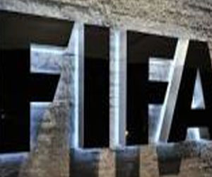   مصر اليوم - فيفا يمدد مهلة التصويت للفائز بالكرة الذهبية